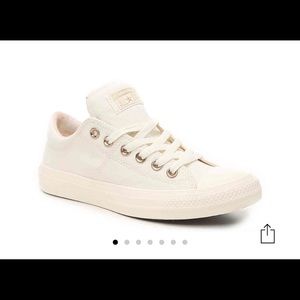 Woman’s Converse Sneakers